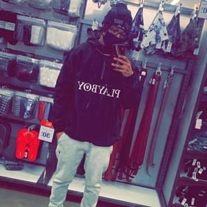 Meet your Posher, Donovan